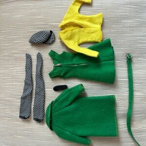 Skipper “Town Togs”
Missing 1 shoe